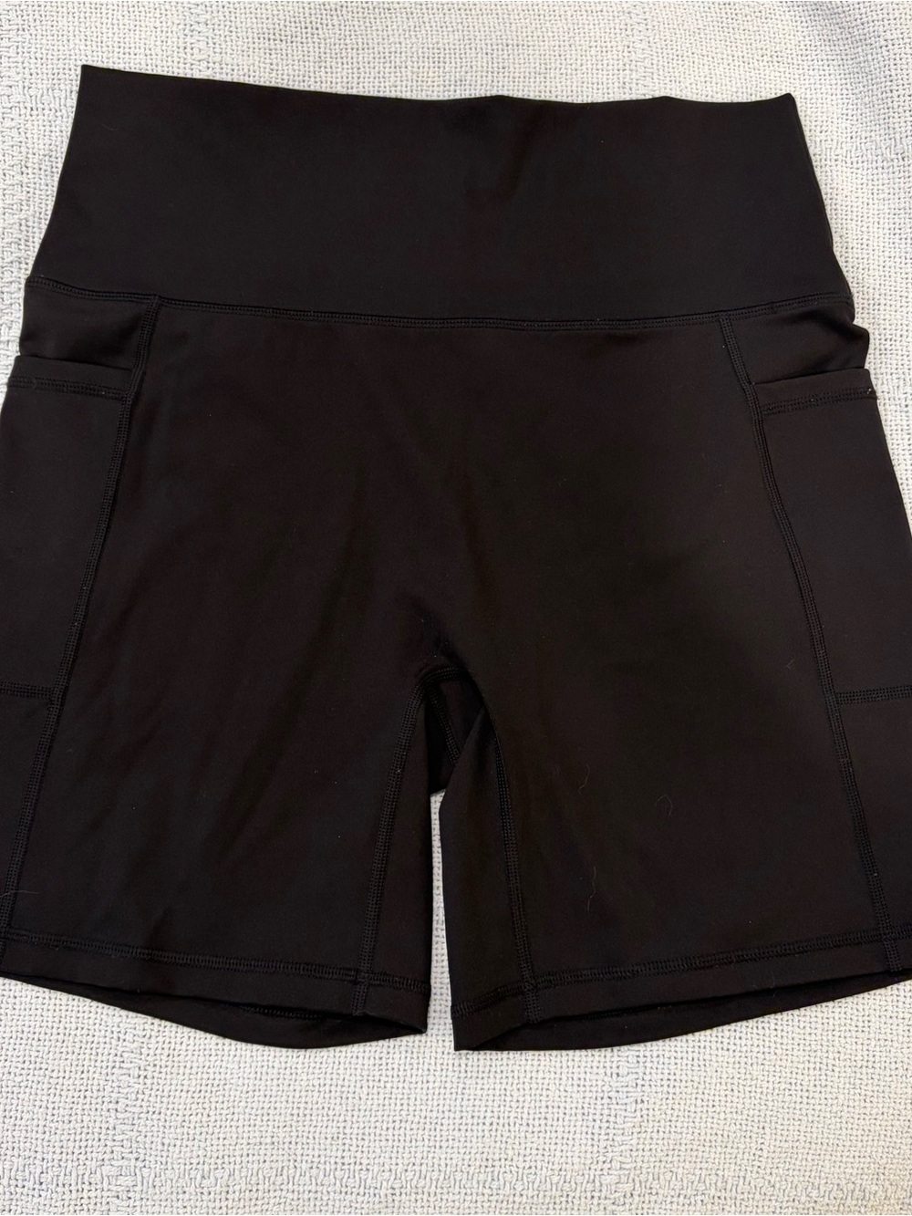 Aerie Goals Black High Rise Pocket Bike Shorts